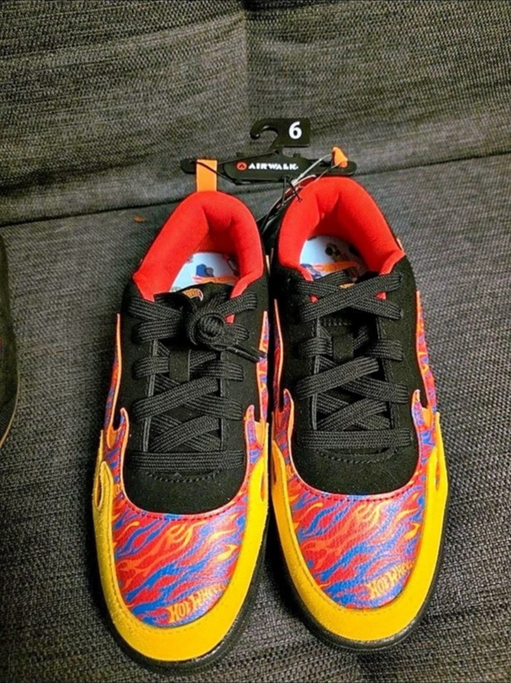Airwalk x Hot Wheels Classic 2.0 Casual Sneakers Graphic Sneakers NWT in Yellow